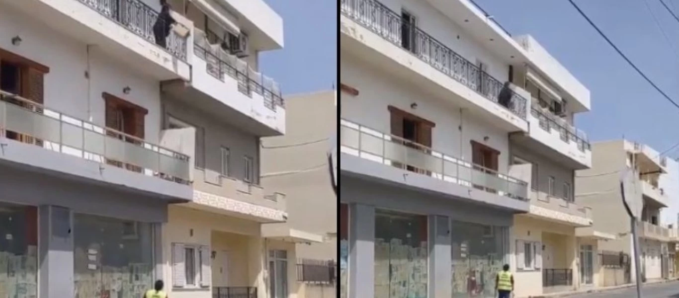 Απάνθρωπη κίνηση - Γυναίκα πετά τα σκουπίδια από το μπαλκόνι και καλεί εργαζόμενο να τα μαζέψει (βίντεο)